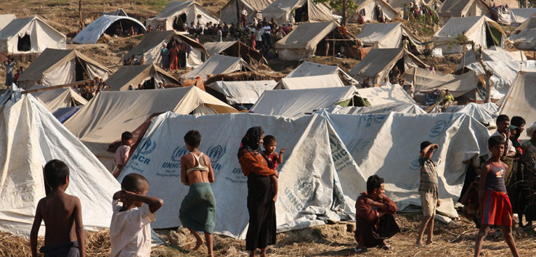 cc DFID - UK Department for International Development - Emergency food, drinking water and shelter to help people displaced in Rakhine State, western Burma., modified,