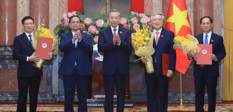 Photo title: General Secretary, President To Lam appoints new deputy prime ministers: Mr. Nguyen Hoa Binh, Mr. Bui Thanh Son and Mr. Ho Duc Phoc on August 26, 2024 Photo credit: VNA