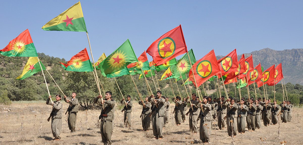 YPG/PKK guerillas circa 2014, modified, cc Kurdishstruggle, https://commons.wikimedia.org/wiki/File:Kurdish_PKK_Guerillas_%2814894892476%29.jpg